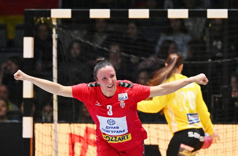 SRBIJA PREŽIVELA DRAMU Naše rukometašice srušile Island