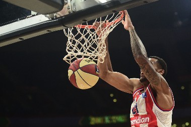 "DELIJE" ĆE BITI ODUŠEVLJENE Bolomboj vredno trenira, ovo su navijači Crvene zvezde želeli da vide