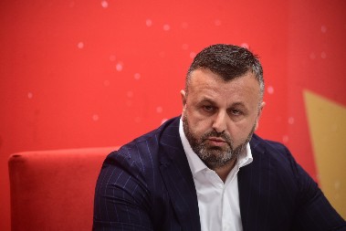 "CRVENA ZVEZDA JE NAŠ, SVETSKI BREND" Drčelić se zahvalio fudbalskom klubu na donaciji