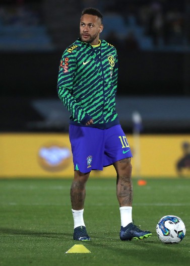 BOMBA NA POMOLU Nejmar se vraća u Evropu!?