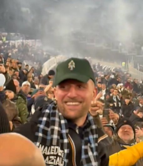 LUDNICA U RIMU ZBOG SRBINA Sergej seo među navijače, oni ga naterali da ustane (VIDEO)