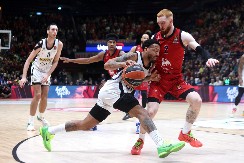 KAKAV MALER Polomio nos pred važne utakmice u Evroligi