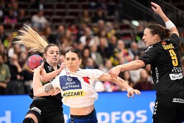 PRVI UTISCI POSLE DEBAKLA SRBIJE: Ništa nije funkcionisalo, najgore smo bile kada je bilo najpotrebnije