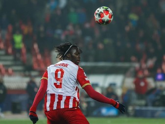 "DELIJE" U TRANSU Šerif se vratio na "Marakanu", imao je i moćnu poruku za navijače (VIDEO)