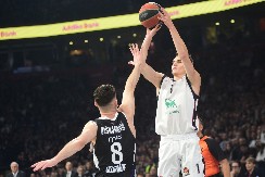 "HTEO SAM DA DOĐEM" Povezivali ga sa Partizanom, ali je poziv izostao