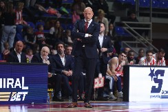 OBRADOVIĆ OTKRIO Zvezda pred derbi u problemu zbog dvojice igrača