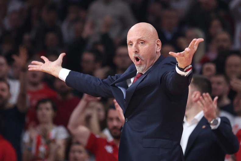 ZVEZDA OSAKAĆENA PRED DERBI Od ovih reči Saše Obradovića, "delije" su se naježile