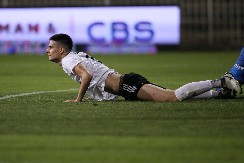 ČUKARIČKOM SVANULO POSLE MRAKA "Brđani" slavili u Nišu, Tedić heroj