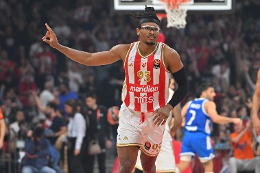 TO NIJE NJEGOV POSAO Ataman udario na Monekea