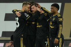 DVA SU SVETA RAZLIČITA Mančester junajted grabi ka Ligi šampiona, Vulverhempton se sprema za Čempionšip