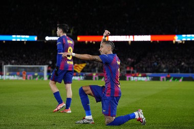 BARSELONA SE MUČILA, A ONDA SE "POJAVIO" RAFINJA Katalonci u drugom poluvremenu slomili Osasunu