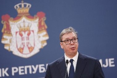 Aleksandar Vučić došao na sahranu oca Zvezdana Terzića